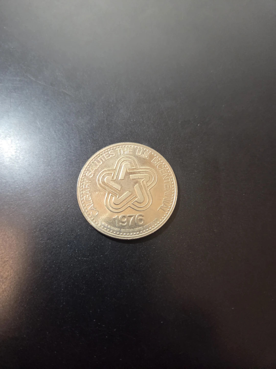 Calgary Stampede Dollar Coin 1976 - photo 2
