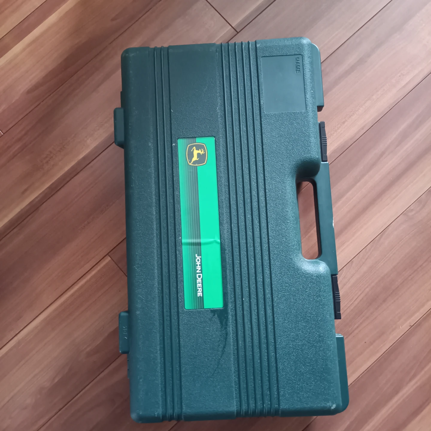 John Deere Cordless Drill & Flashlight Kit