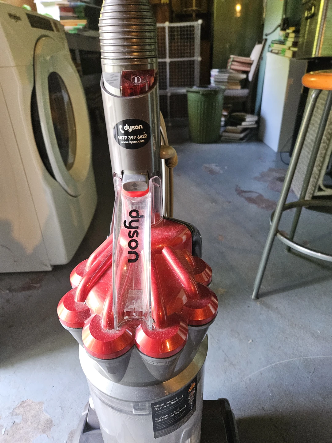 Dyson Vacuum Cleaner - photo 4