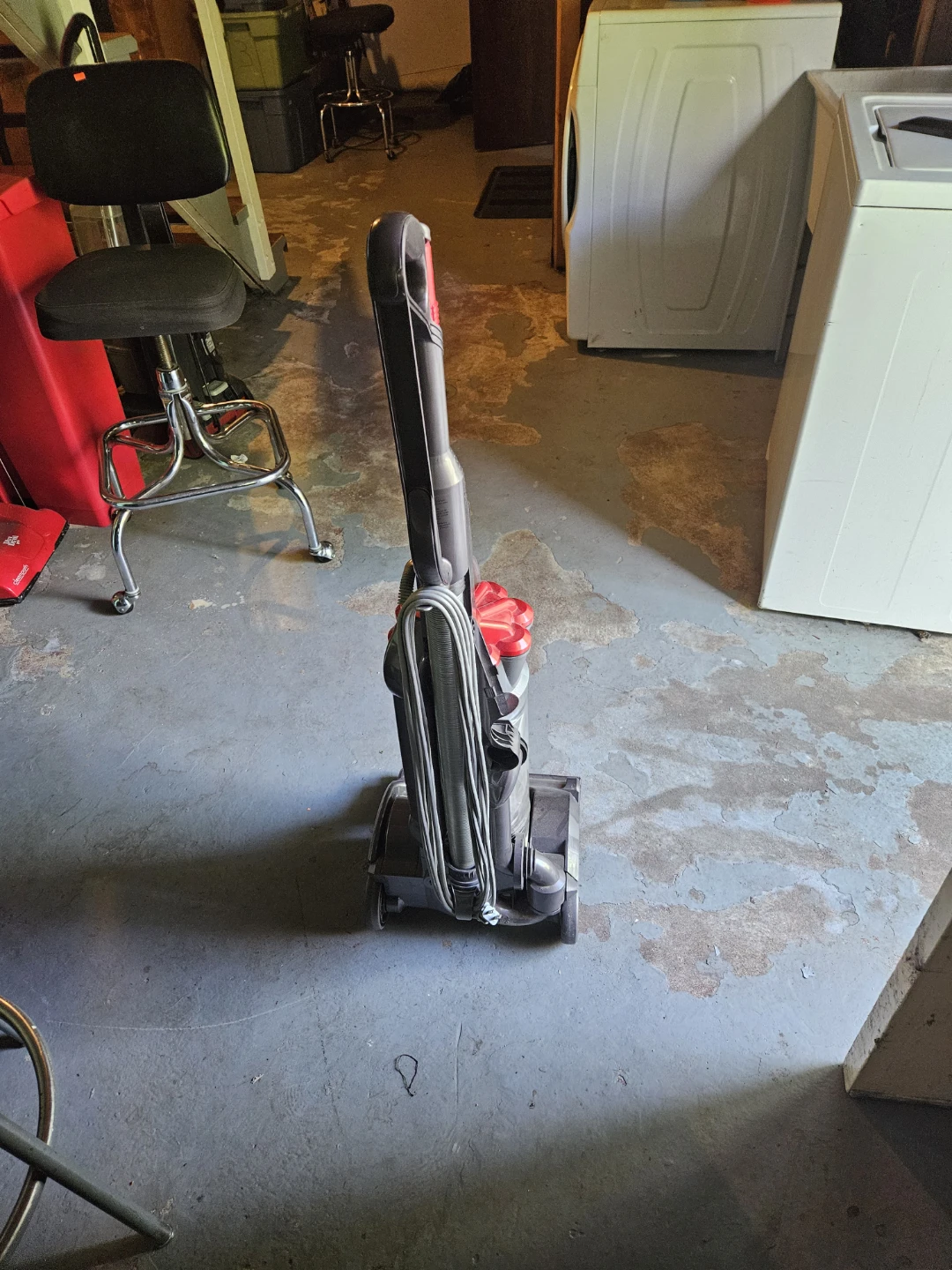 Dyson Vacuum Cleaner - photo 5