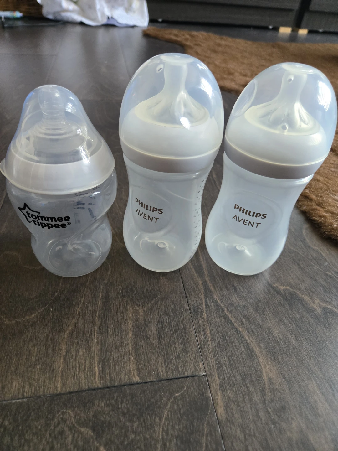 3 Baby Bottles - Tommee Tippee & Philips Avent