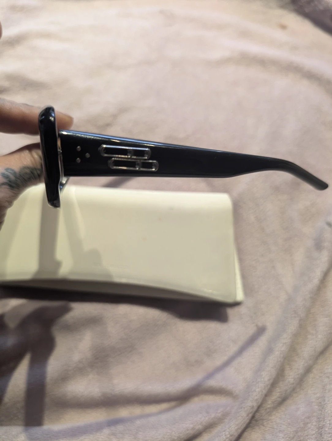 Gentle Monster LIN Black Sunglasses - photo 4