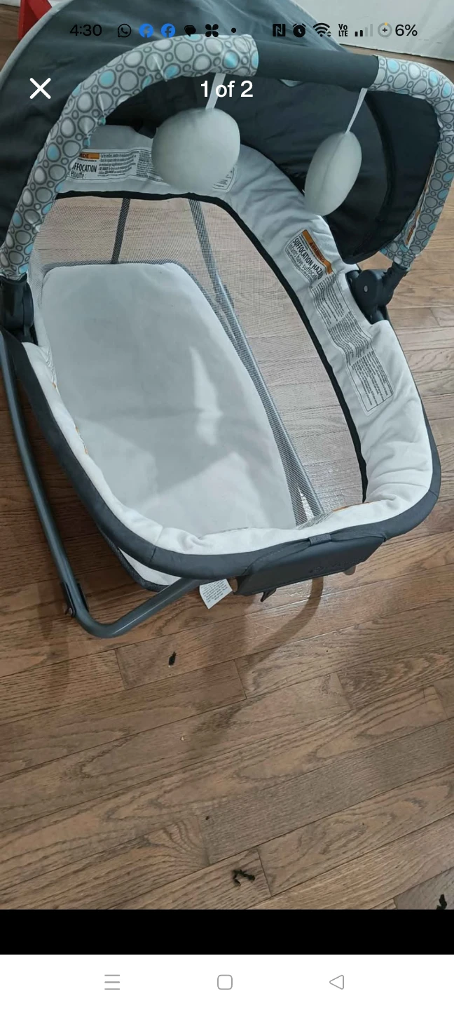 Baby basinet barely used