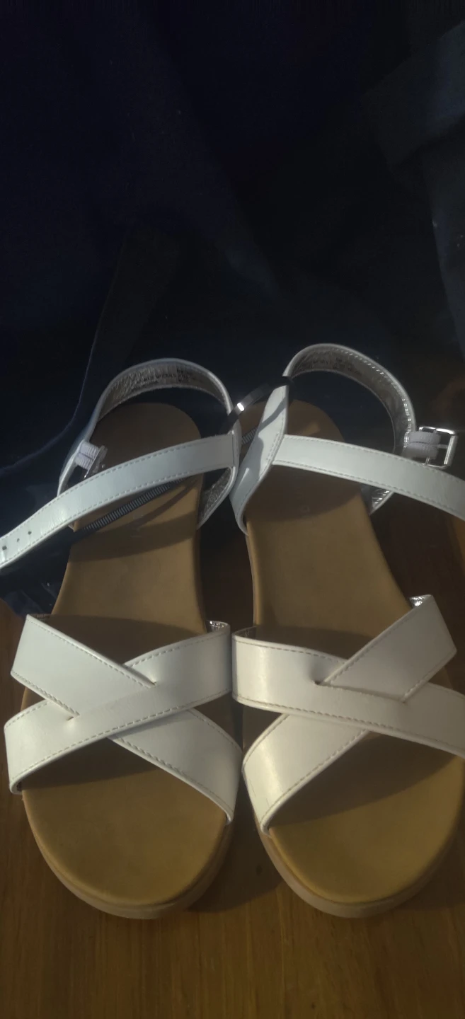 Madden Girl White Sandals Size 4 - photo 2