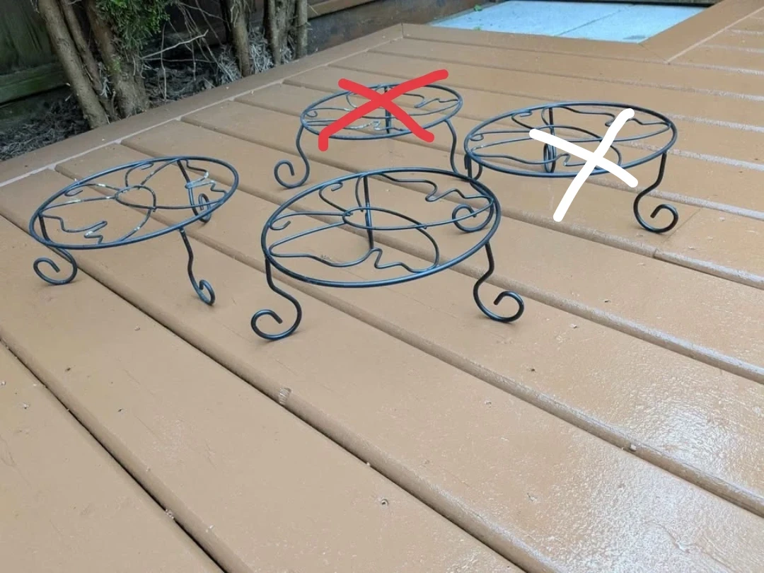 Metal plant pot stands - photo 2
