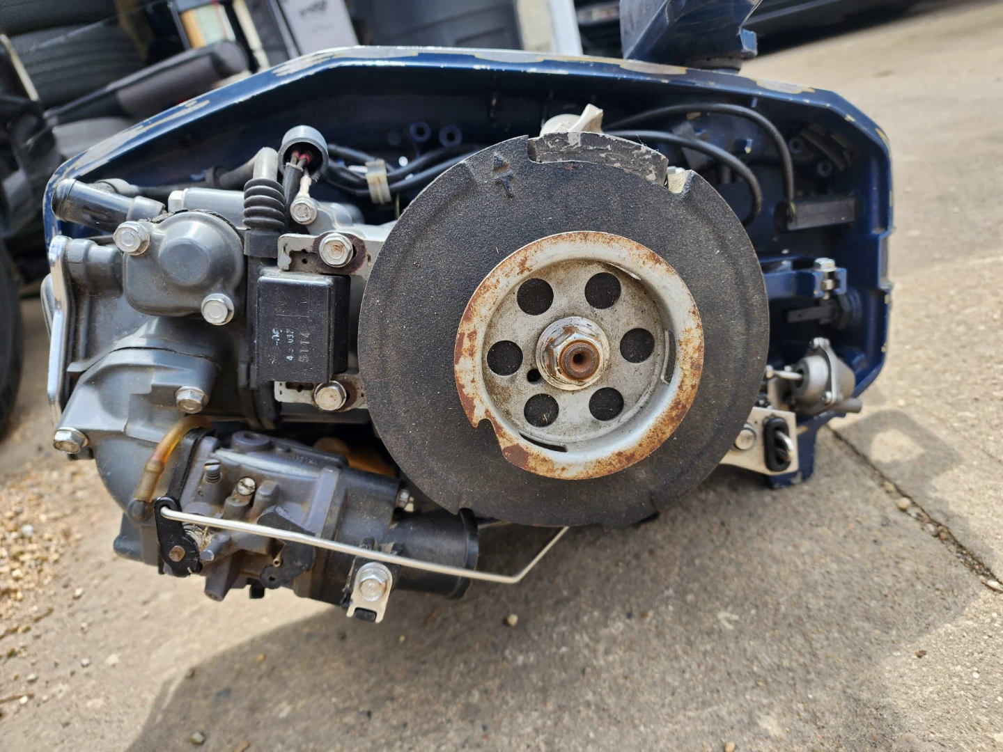 Honda  5hp boat Motor - photo 3