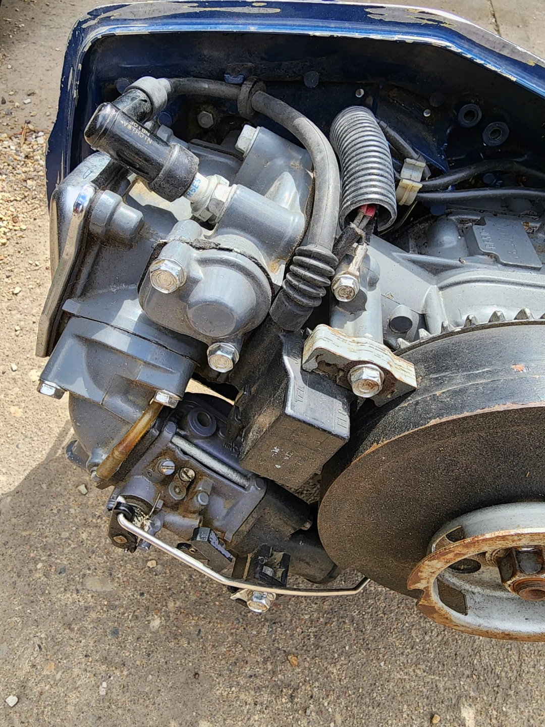 Honda  5hp boat Motor - photo 4