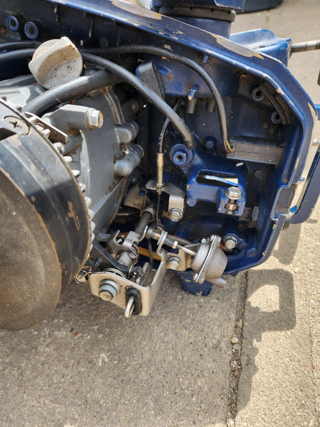 Honda  5hp boat Motor - photo 5