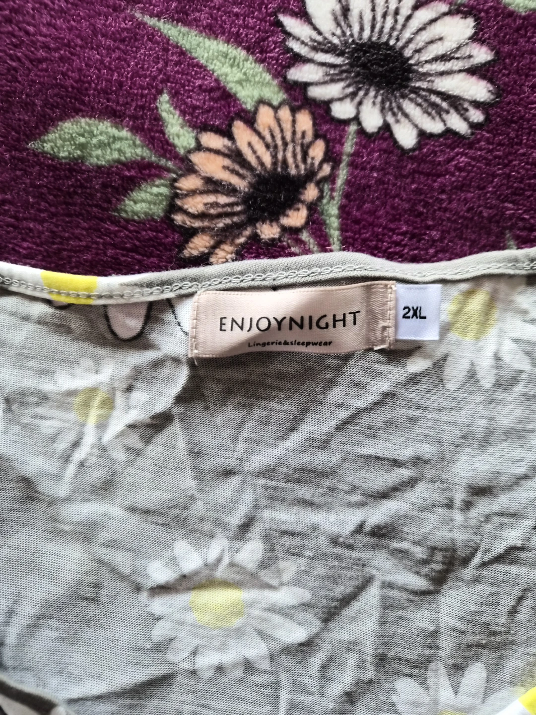Enjoynight Grey Daisy Print V-Neck T-Shirt 2XL - photo 2