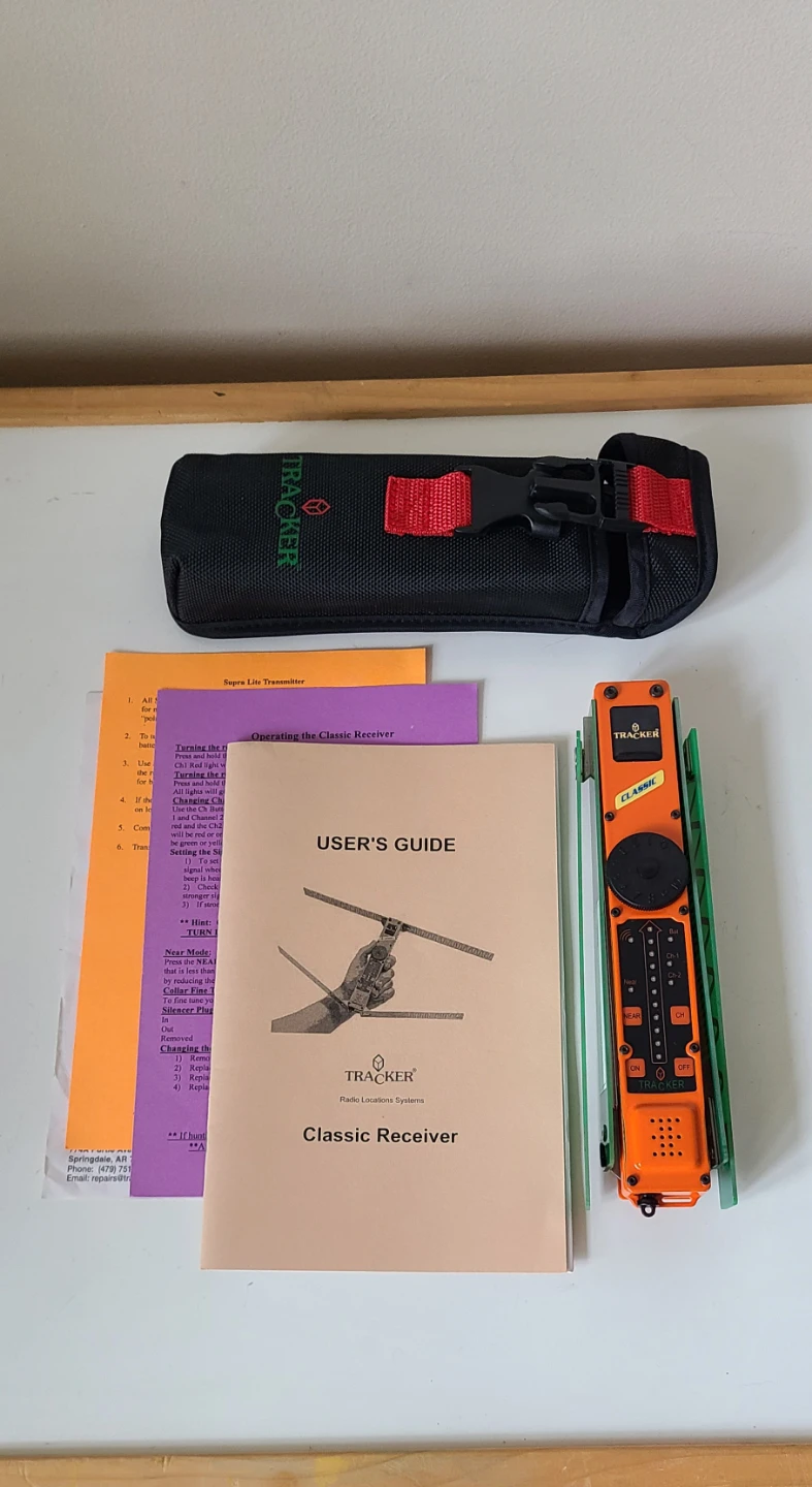 RF Dog Tracking System & 2 Collars In Case. Never Used - photo 2
