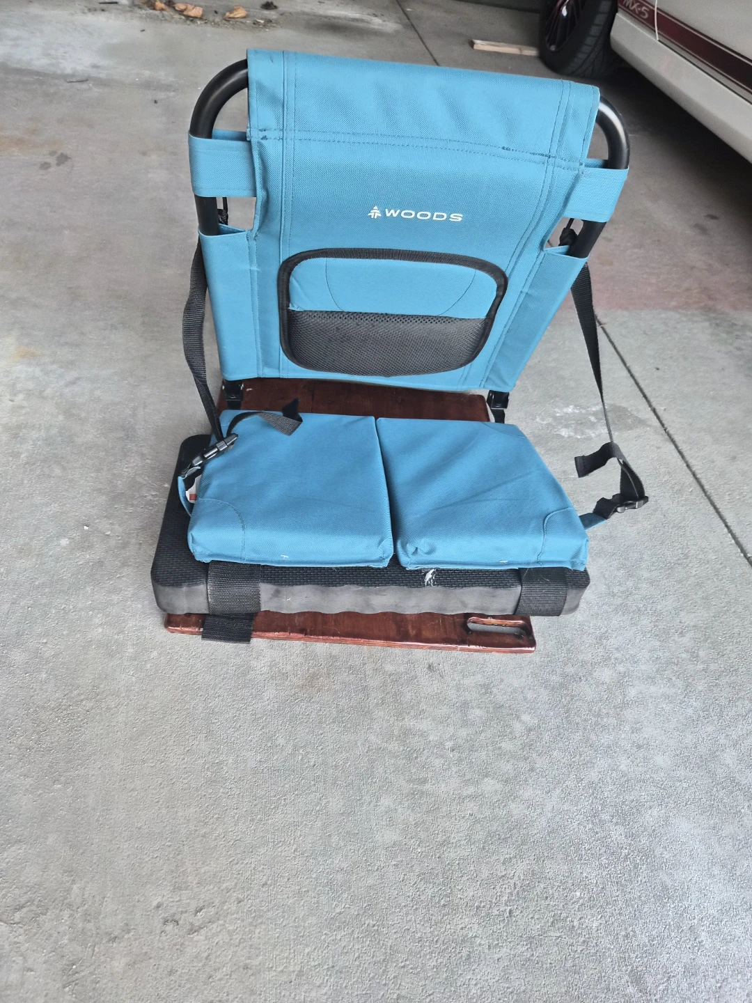 Woods Portable Folding Stadium Seat - Blue