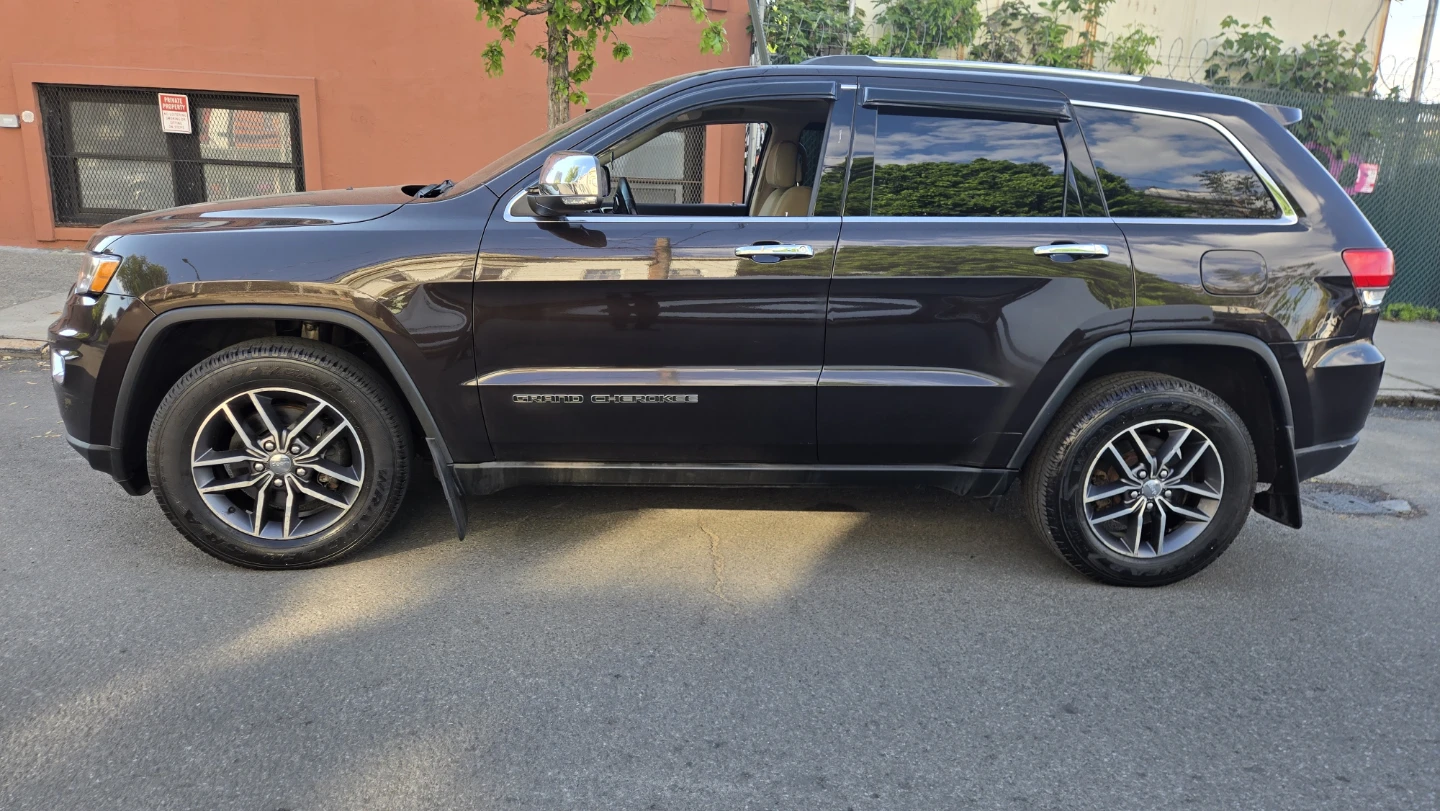 2017 Jeep Grand Cherokee 4x4 LIMITED 4D