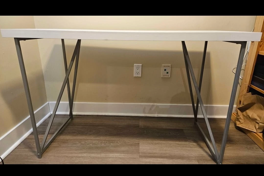 Ivy Bronx White Laminate Computer Desk - photo 2