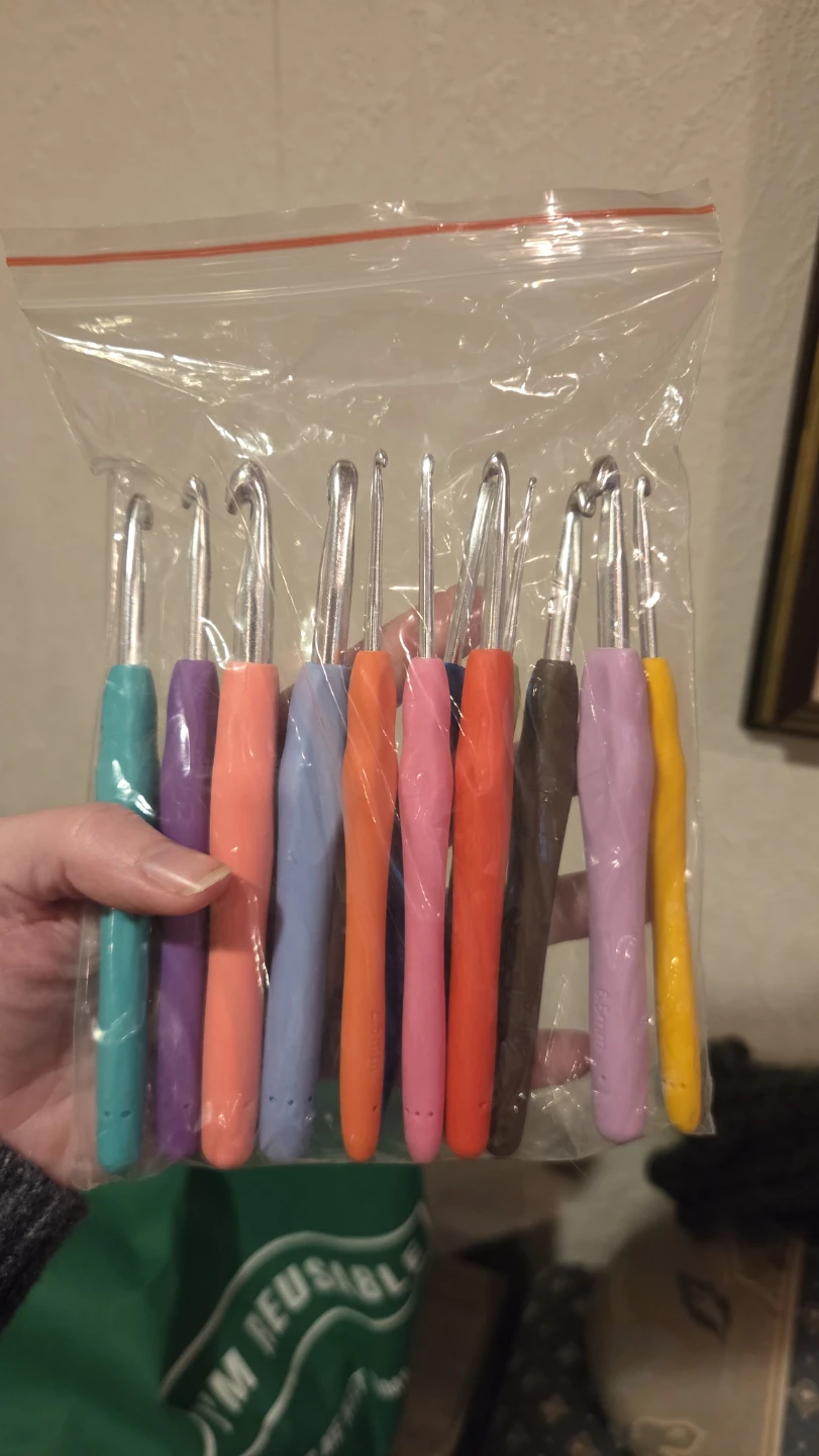 Set of 12 Crochet Hooks - photo 2
