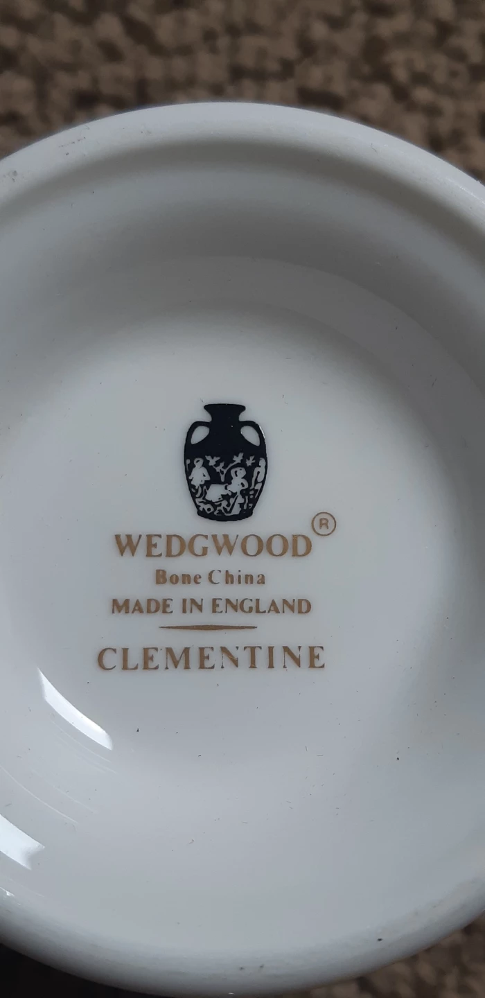 Belleek & Wedgwood Vases - photo 5