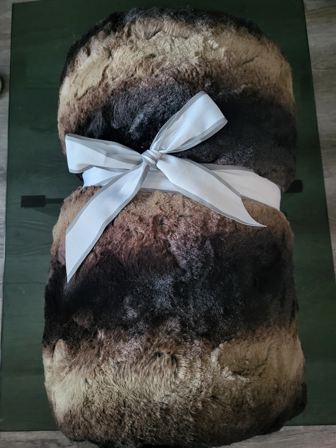 Faux Fur Throw Blanket