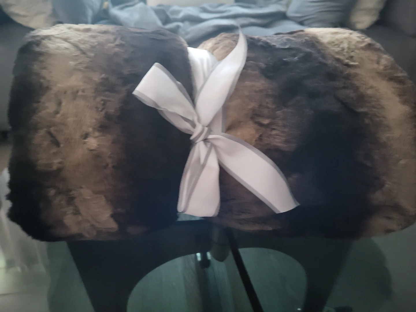 Faux Fur Throw Blanket - photo 2
