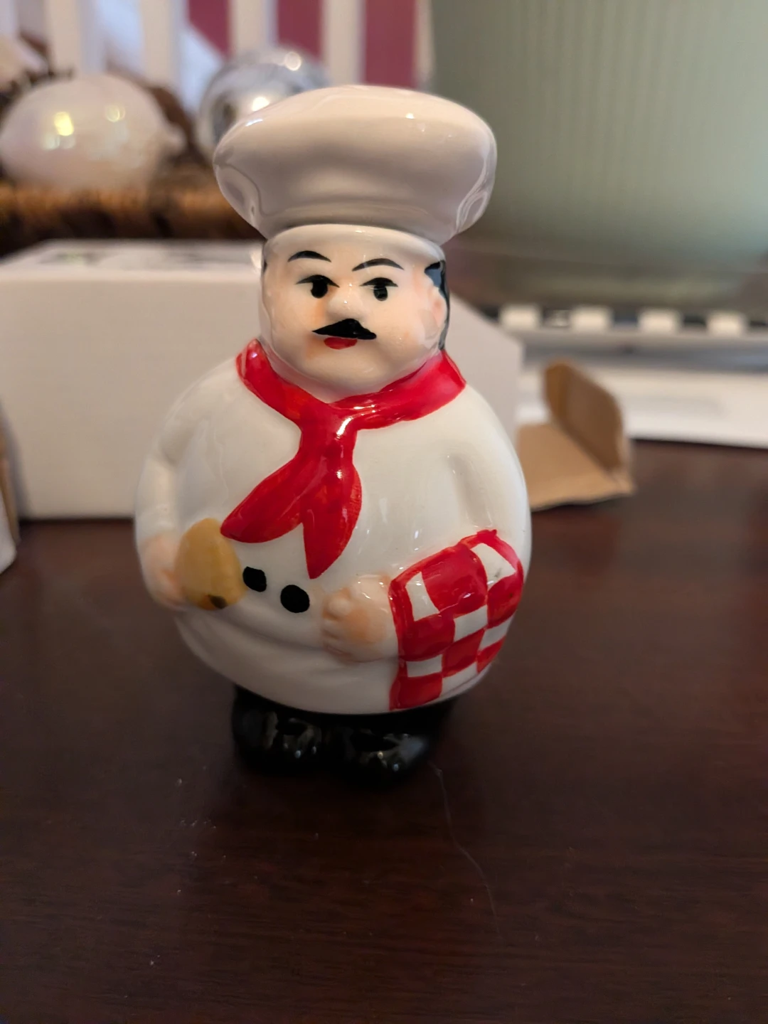 Set of 6 Chef Figurine Salt and Pepper Shakers plus three - photo 2