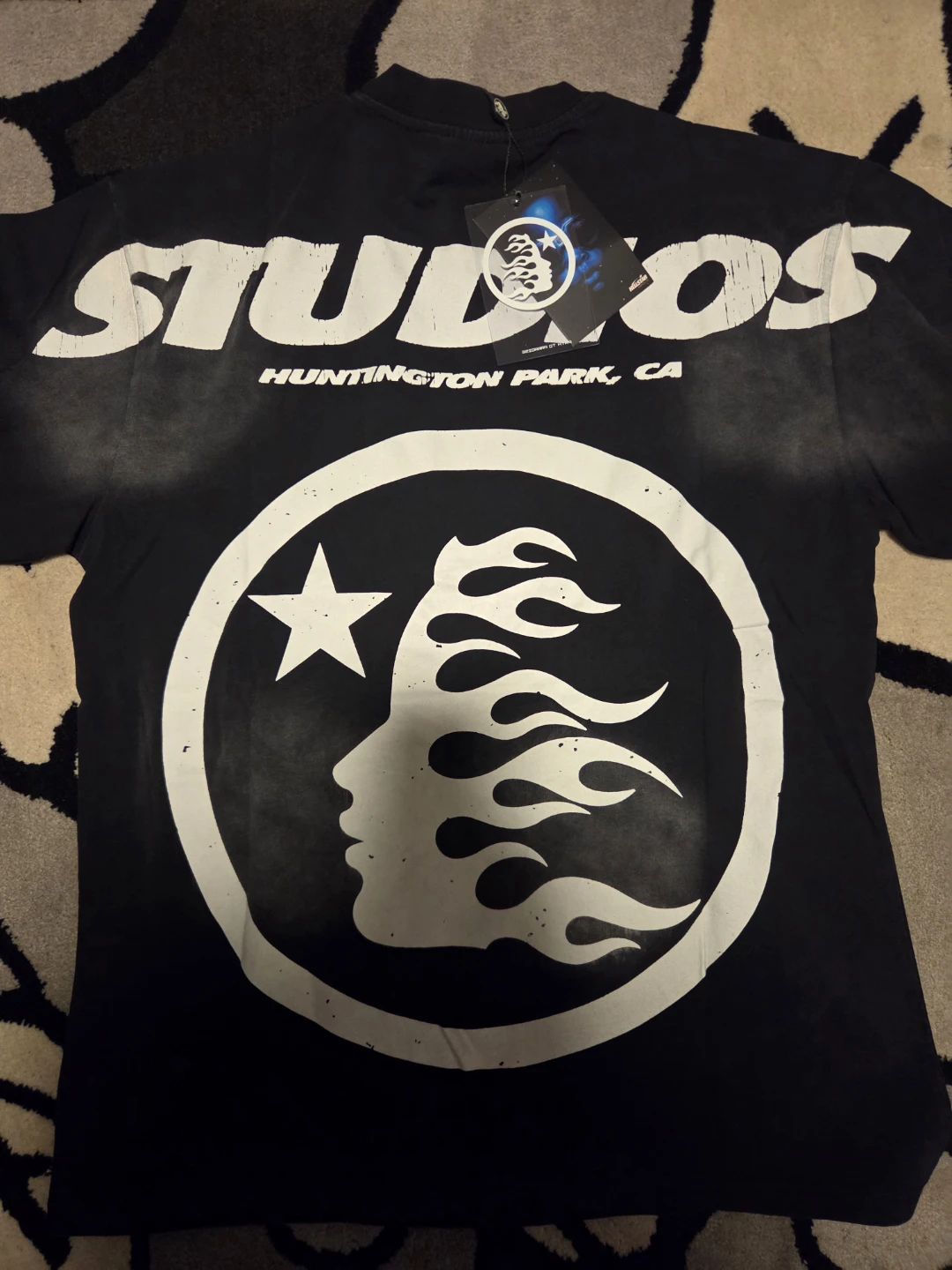 HELLSTAR " STUDIOS " Huntington Park, CA Black Graphic T-Shirt