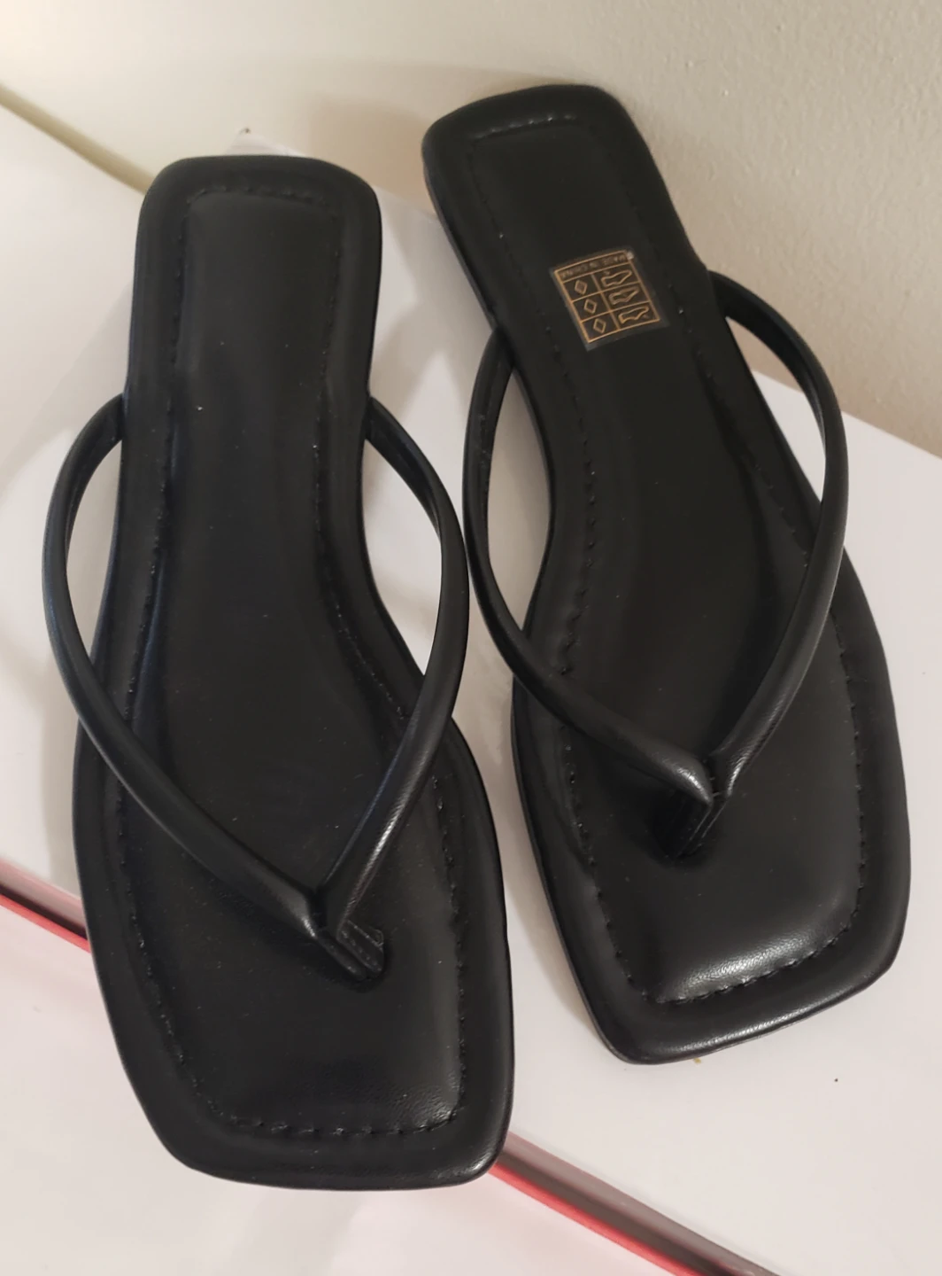Brand new Fashion Summer Slippers Size 35 /4.5 - photo 2