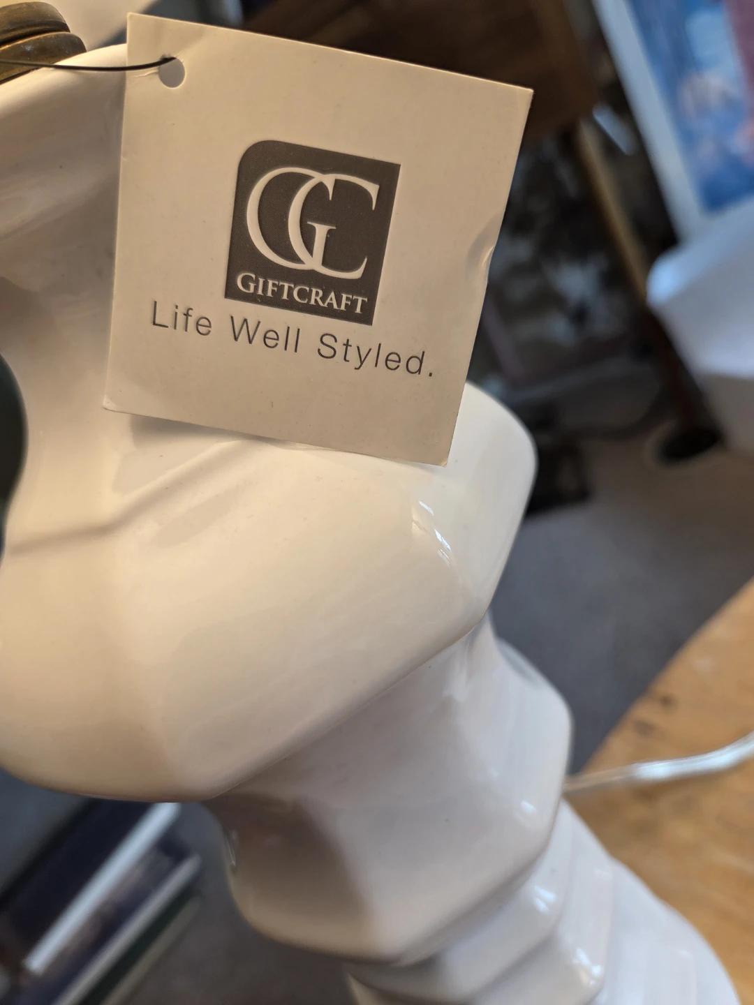 Giftcraft White Table Lamp - photo 4