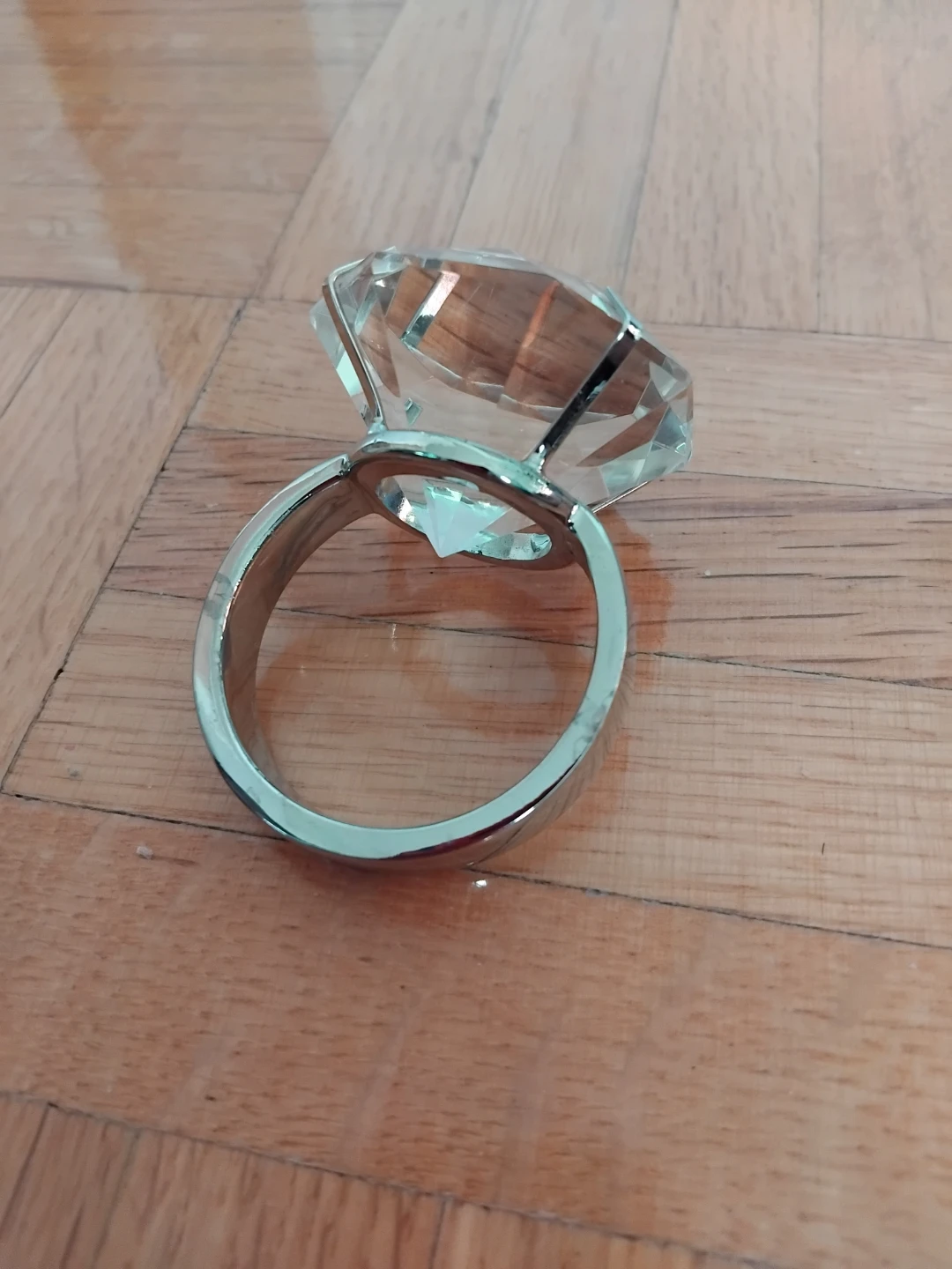 Large Crystal Diamond Ring Decor - photo 3