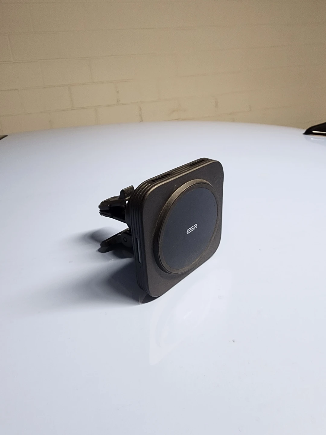 ESR Car Air Vent Phone Mount