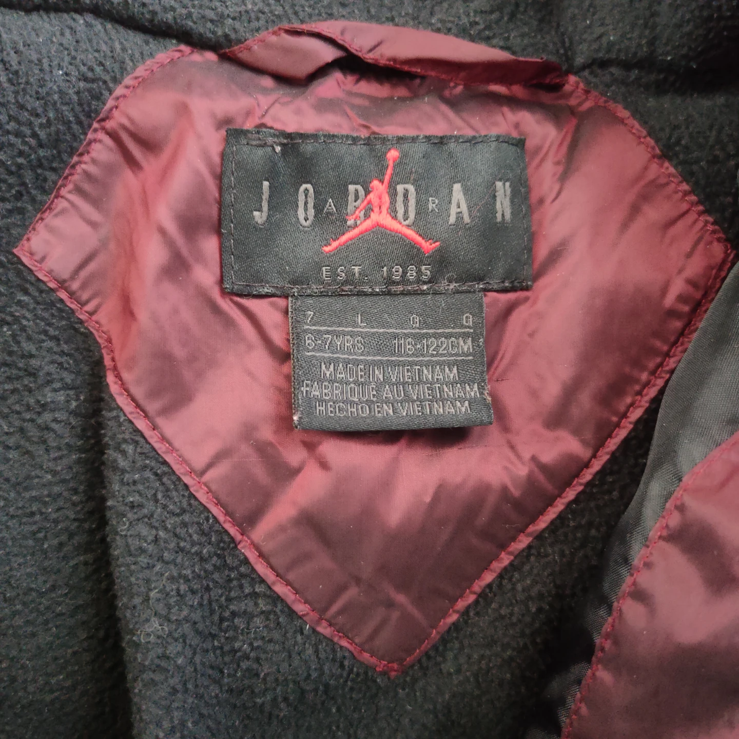 MOS: Jordan Puffer Jacket Burgundy/Black Size 6-7Years - photo 4