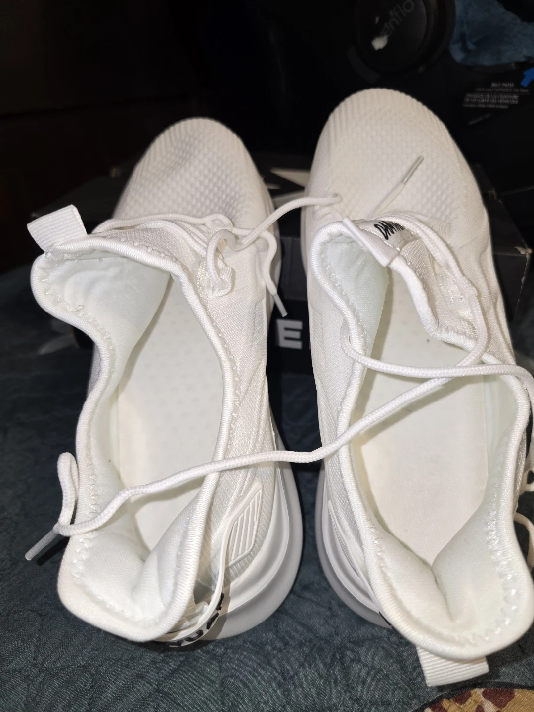 White DAMYHAN Athletic Sneakers