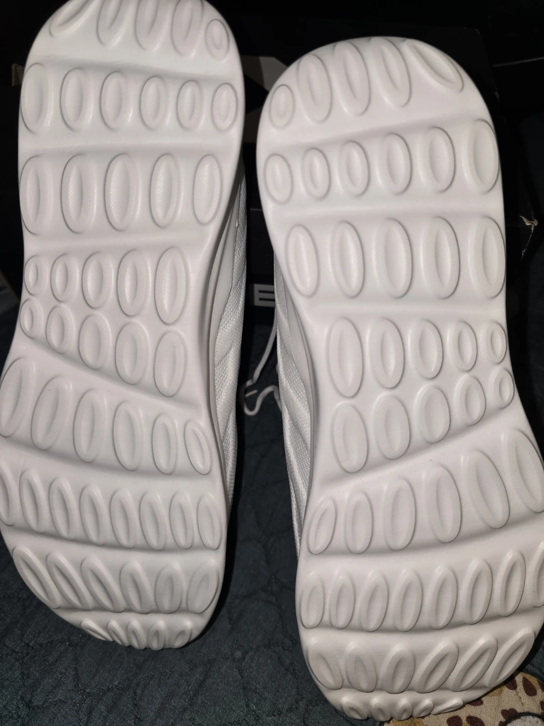 White DAMYHAN Athletic Sneakers - photo 3