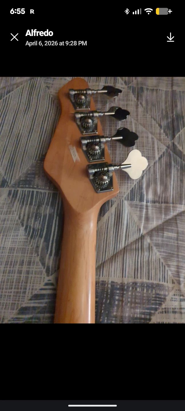 Austin Bass Guitar - photo 3