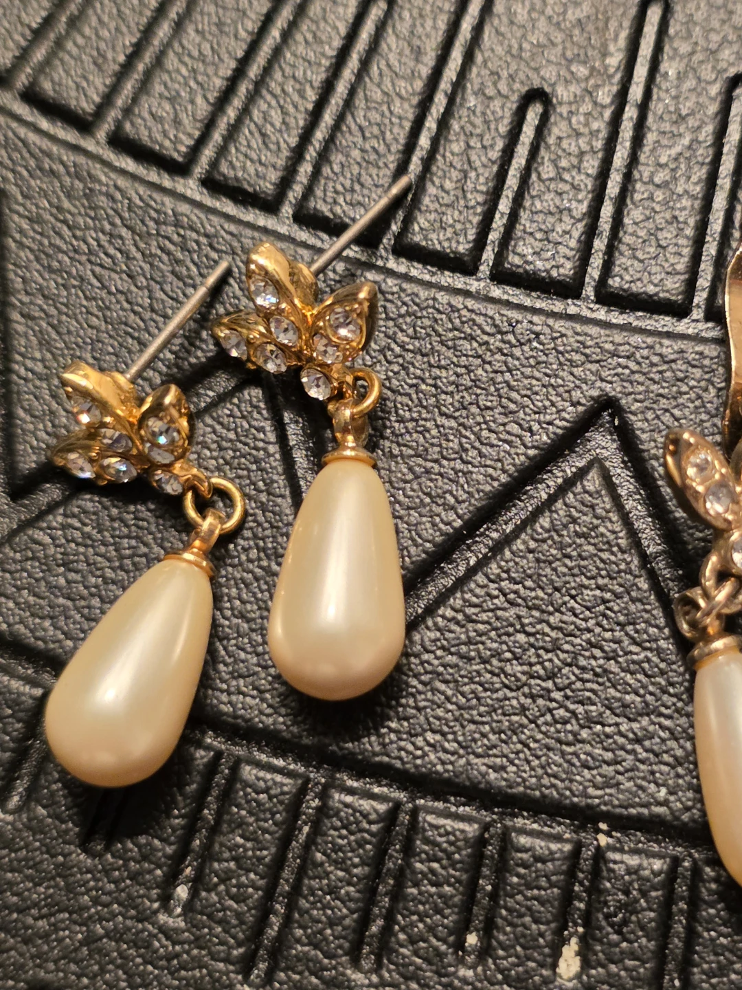 Vintage Earrings with Pendant - photo 3