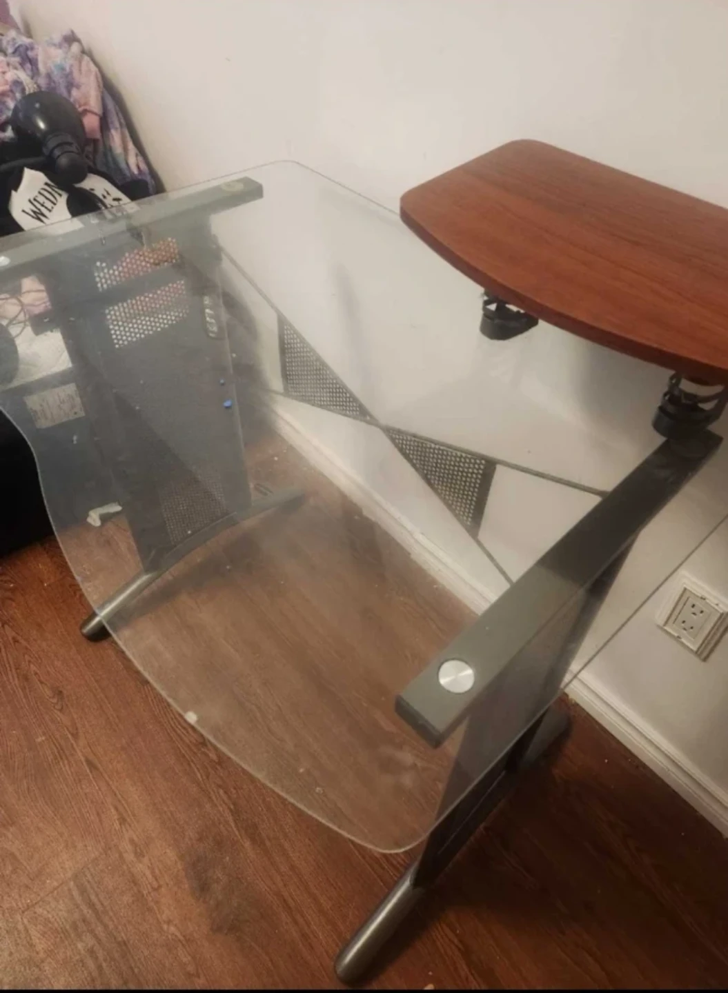 Glass Desk - photo 2