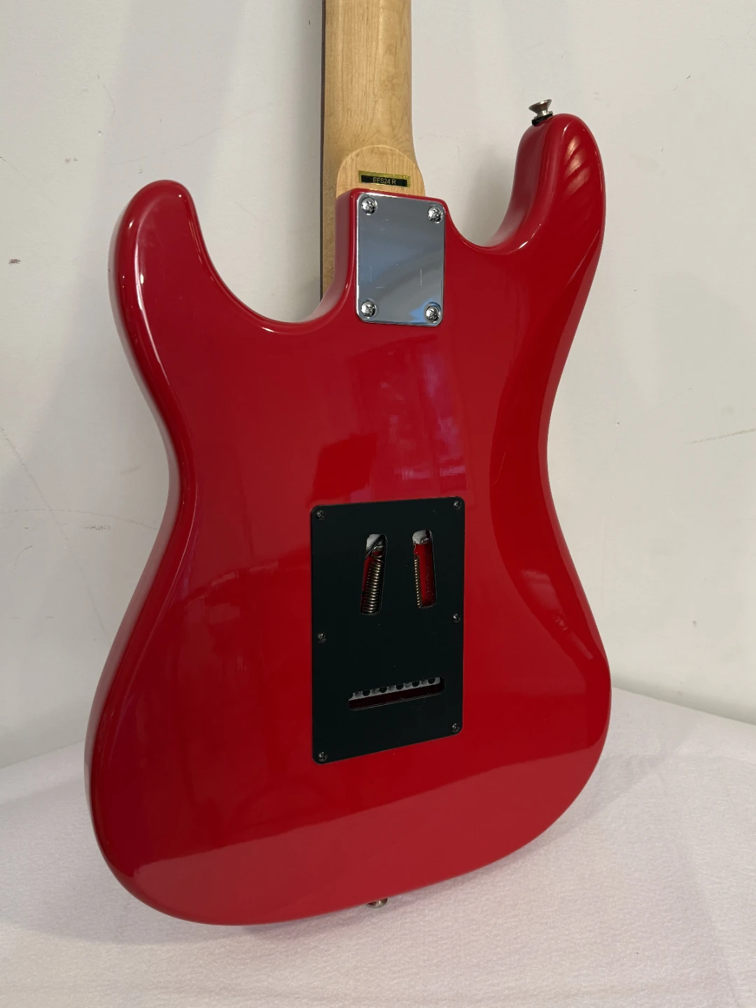 S101 Standard Red Electric Guitar - photo 2