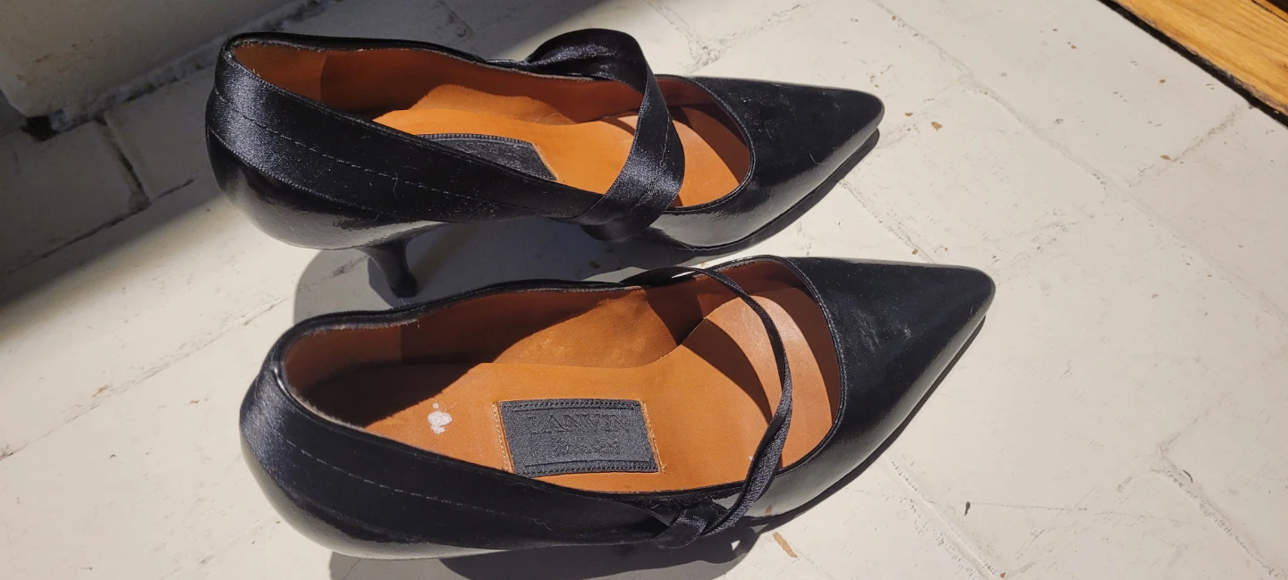 Lanvin Black Patent Leather Mary Jane Heels Size 36.5 - photo 2