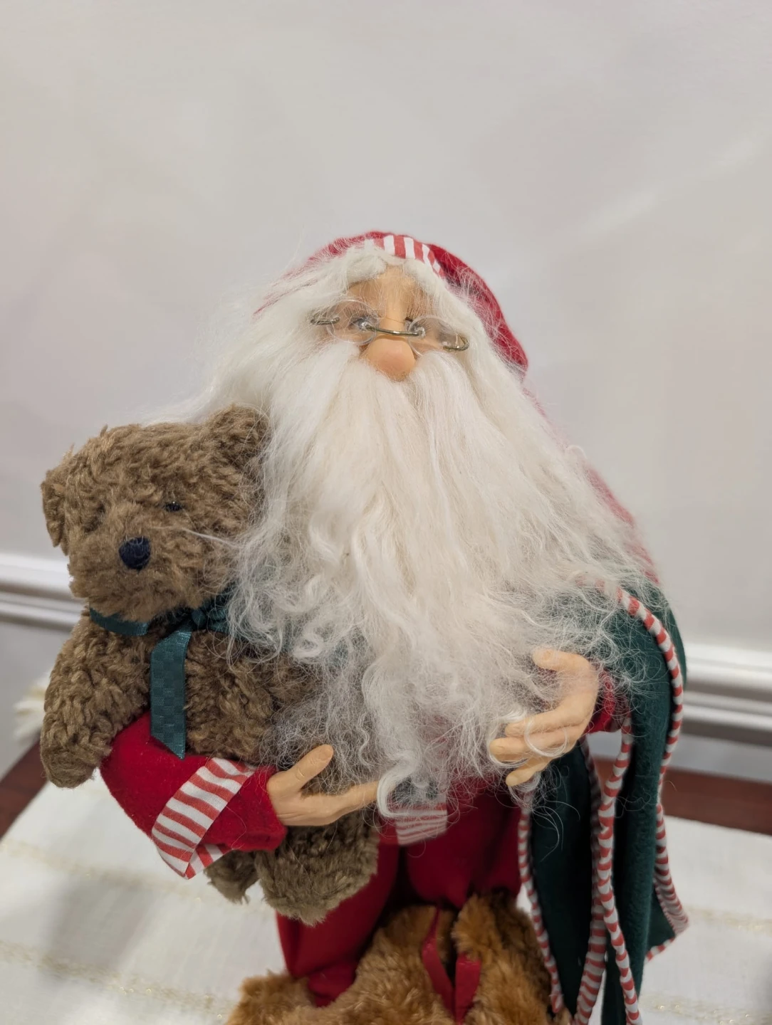 Santa Claus Statue Figure with Teddy Bears - photo 3