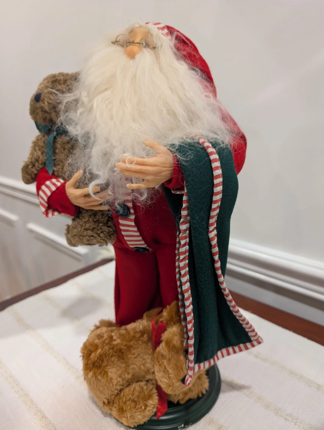 Santa Claus Statue Figure with Teddy Bears - photo 5