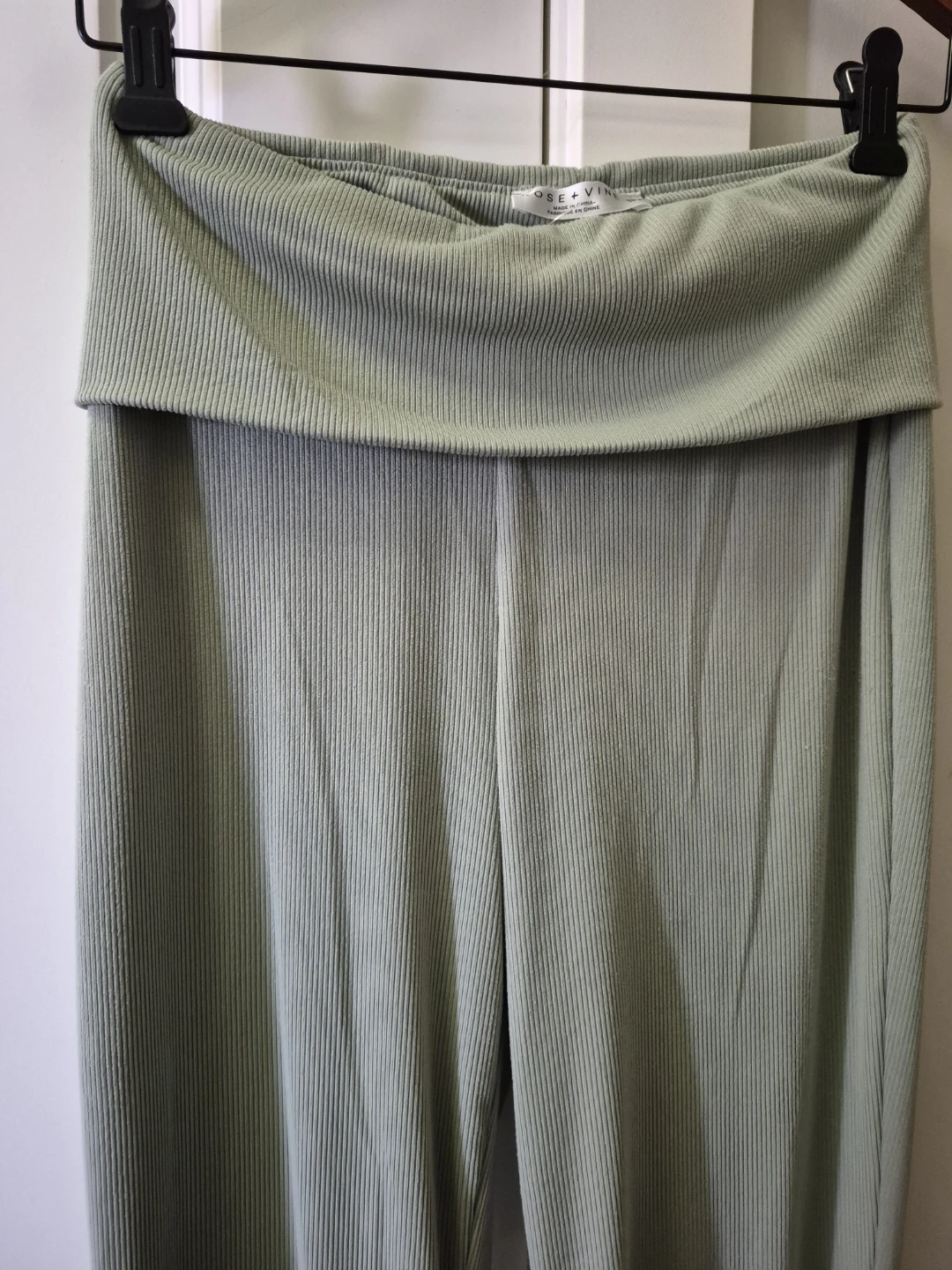 Rose + Vine Ribbed Foldover Waist Flare Pants Size XS/S - photo 5