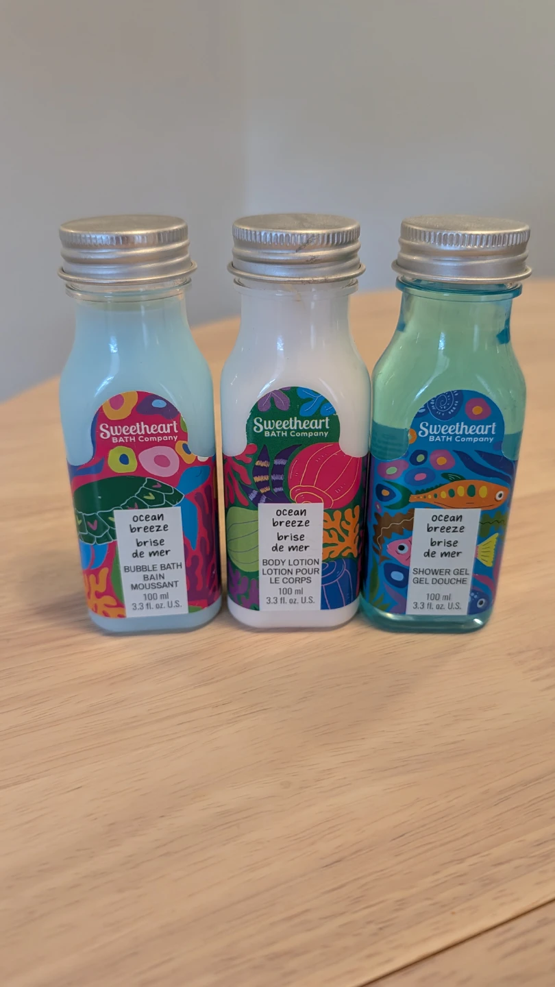 Brand New Ocean Breeze Trio (Bubble Bath, Lotion, Shower Gel)
