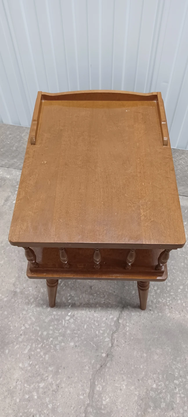 MID CENTURY 2 TIER SIDE TABLE Rare Find - photo 3