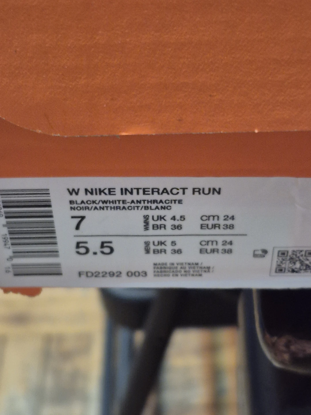 BNIB)Nike Size 7 Interact Run Women's Shoes Black/White - photo 5