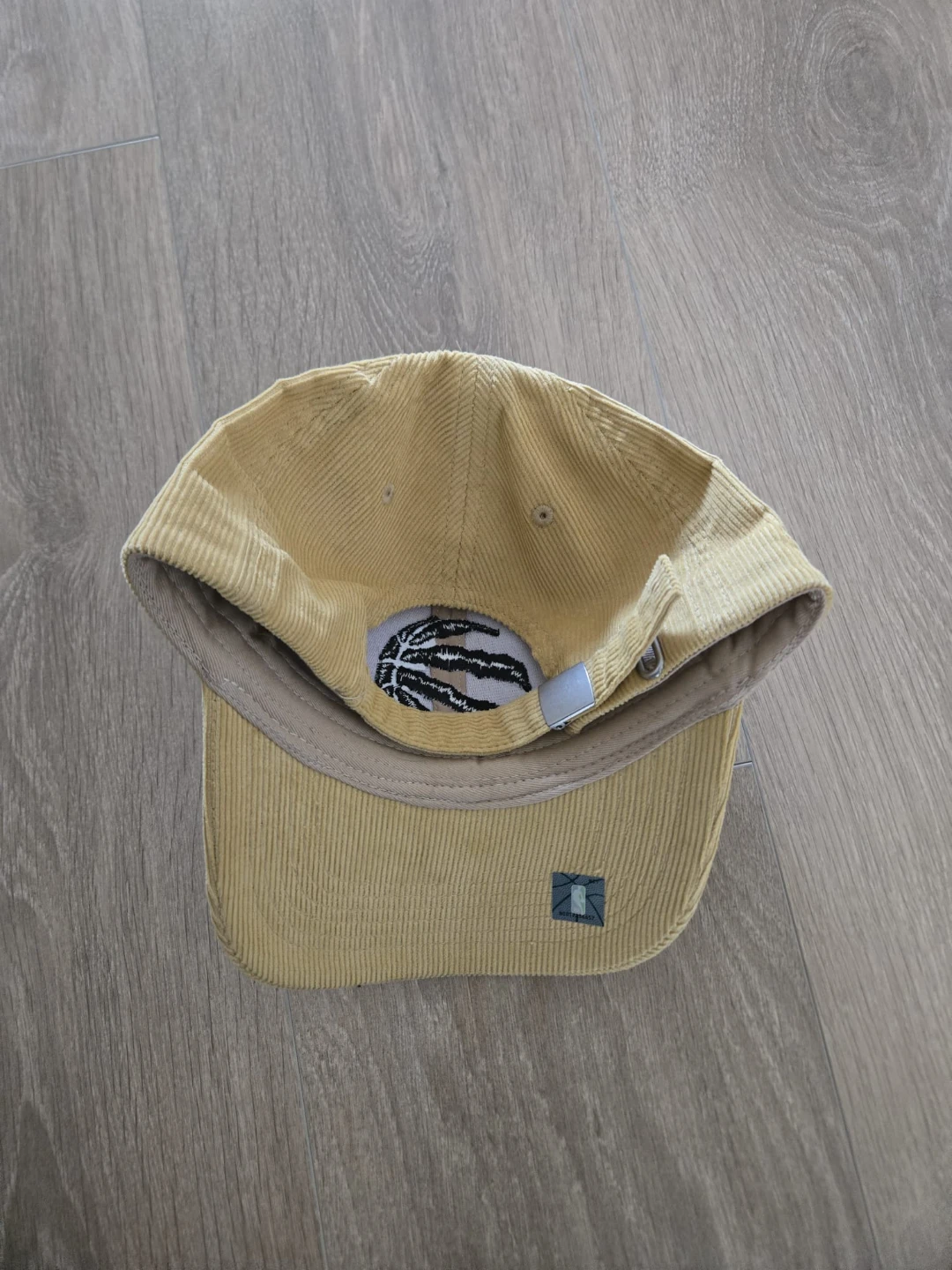 Raptors corduroy hat - photo 3