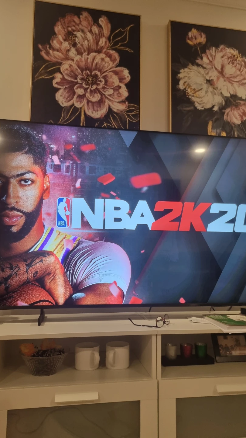 Ps4 with NBA 2K20 video game - photo 5