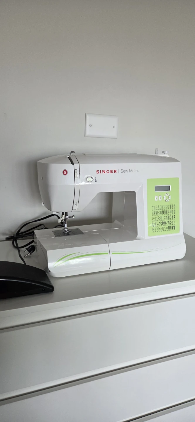 Singer Sew Mate Computerized Sewing Machine - photo 3