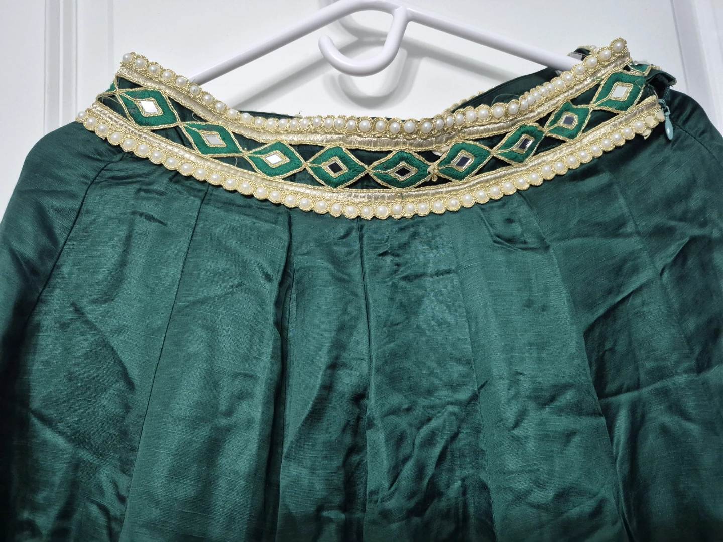 The Saree Room Green Embellished Maxi Skirt XS - photo 2