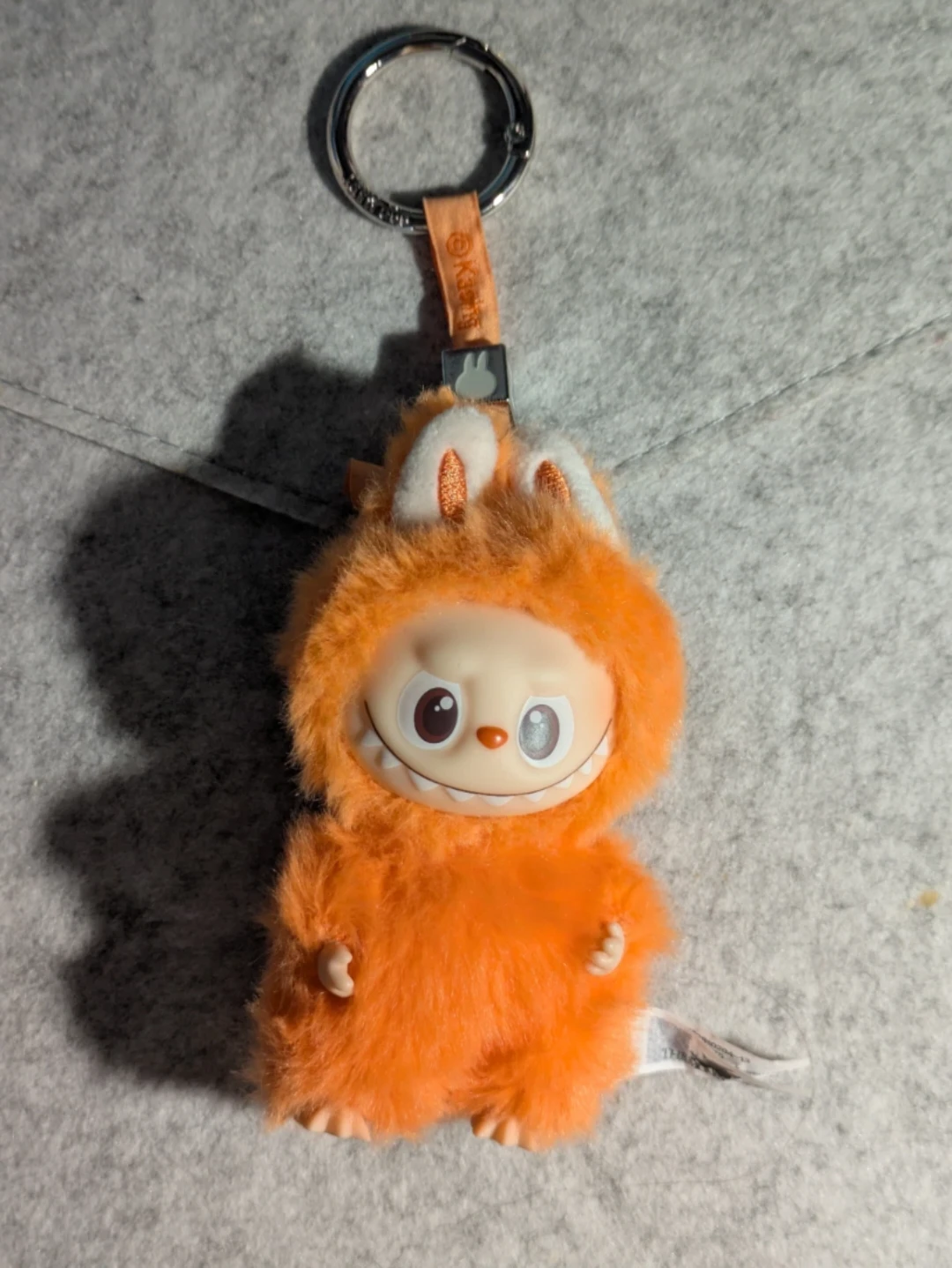 LABUBU THE MONSTERS Pin For Love - Z