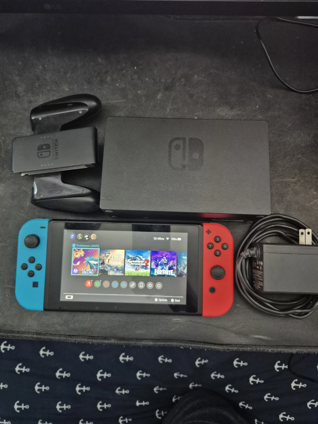Nintendo Switch Console