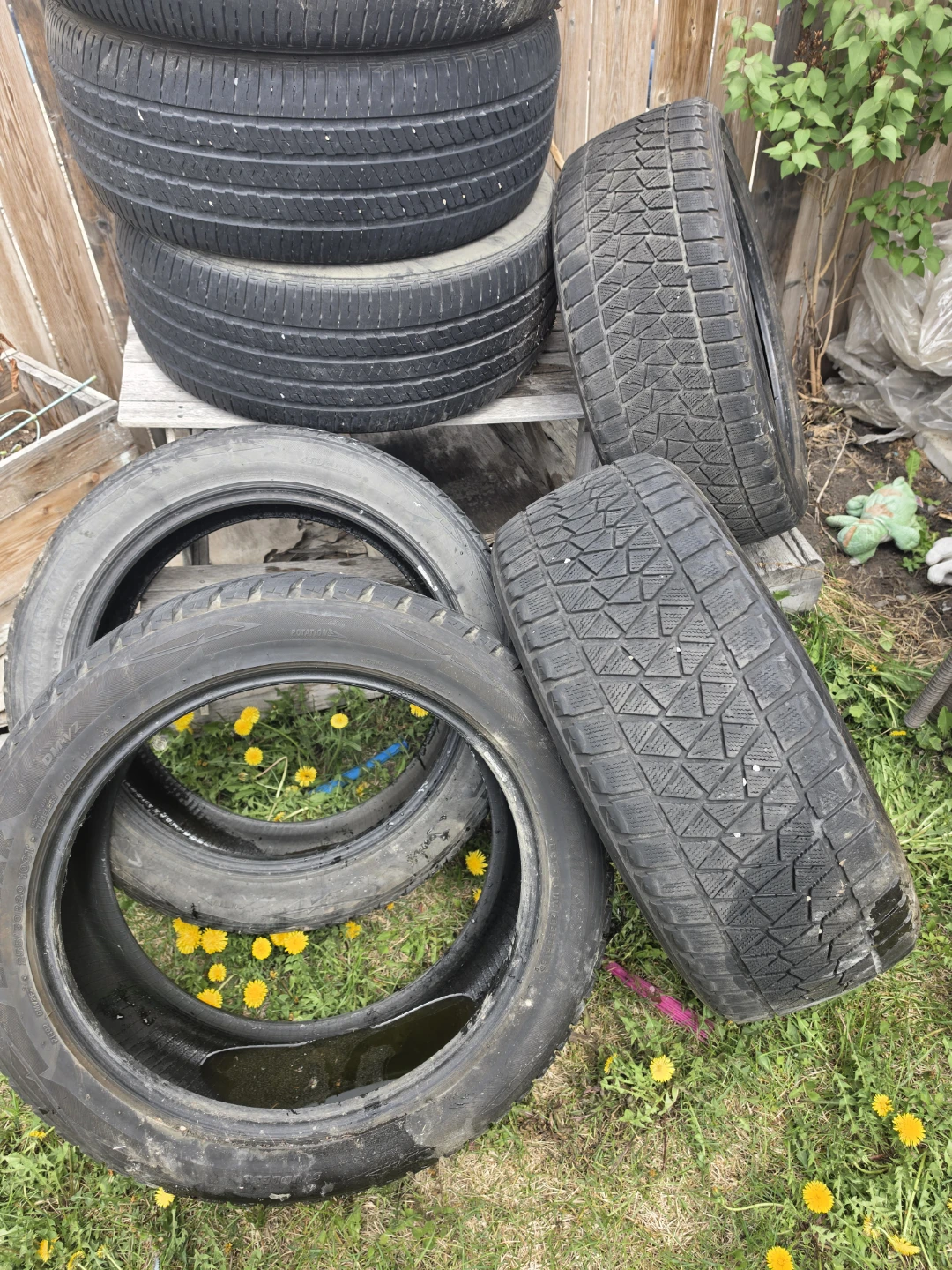 Set of 4 Tires P255/50R20