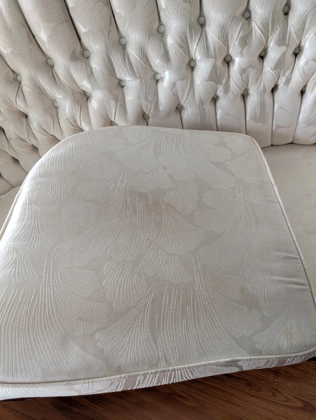 Vintage Tufted Loveseat Sofa - White Brocade pick up as - photo 4