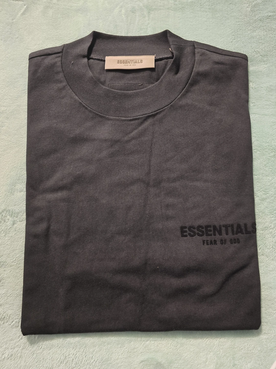 Essentials Black T-Shirt and Shorts Set - photo 2